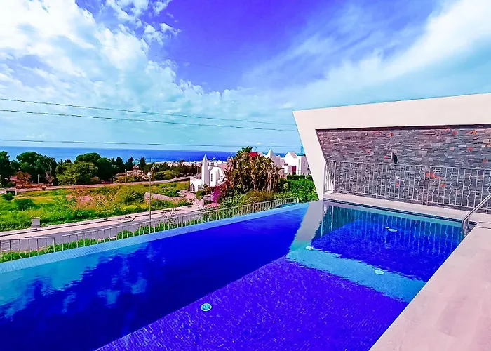 A2403 Brand New South Facing With Infinity Pool וילה נרחה