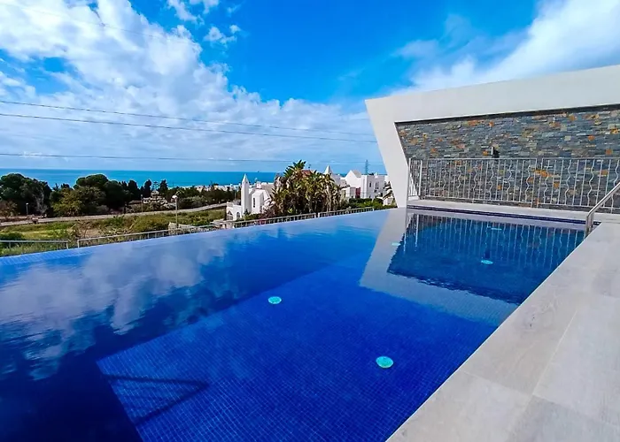 Willa A2403 Brand New South Facing With Infinity Pool Nerja