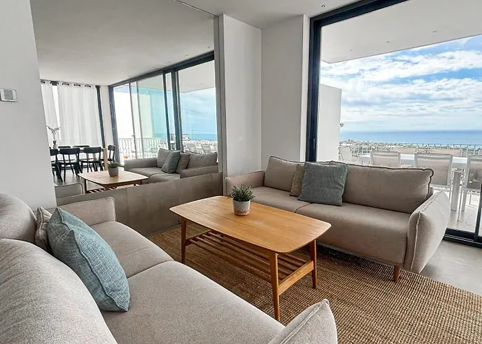 A2403 Brand New South Facing With Infinity Pool Willa