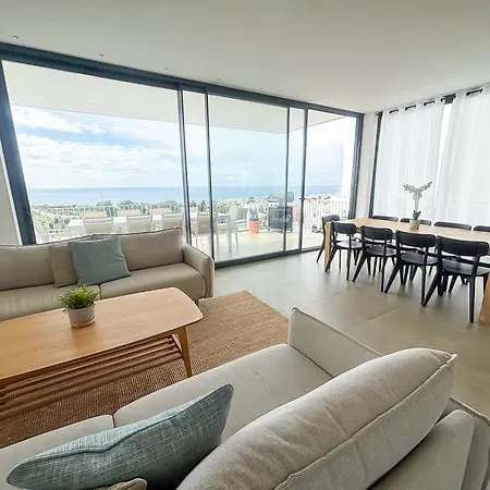 Вилла A2403 Brand New South Facing With Infinity Pool *