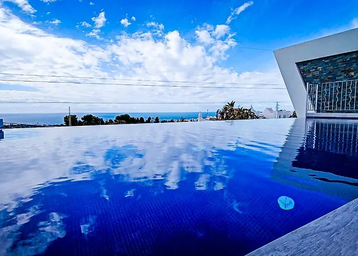A2403 Brand New South Facing With Infinity Pool Villa Nerja